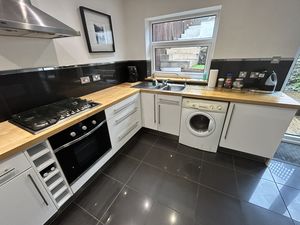 Photo 11- click for photo gallery